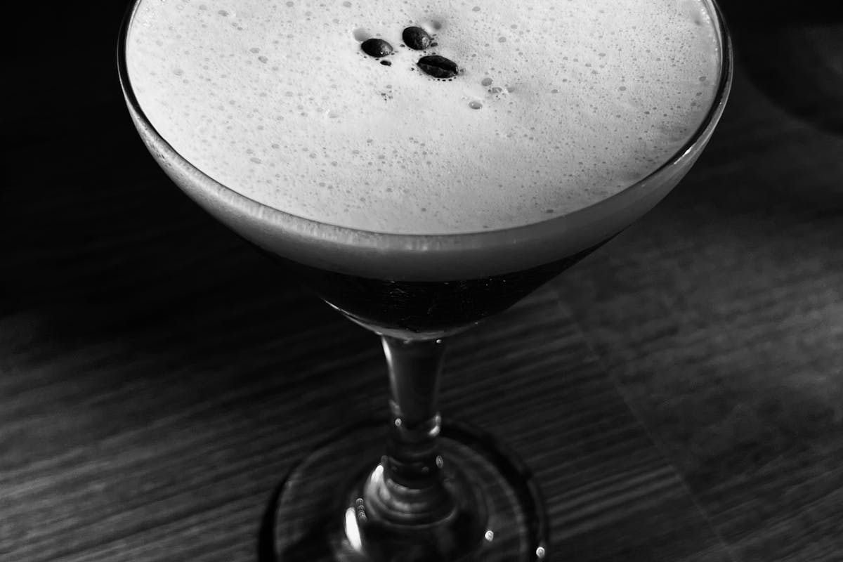 Espresso Martini: Coffee Meets Cocktail