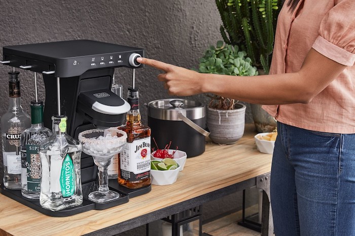 New Black+Decker Cocktail Maker Coming To Your Home Bar - American Review