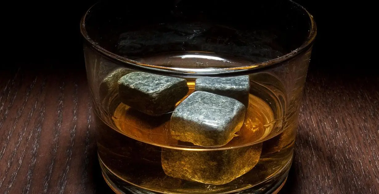 How To Use Whiskey Stones - American Review