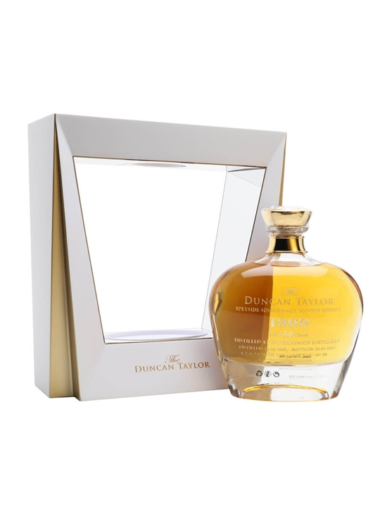 Caperdonich 1969 / 50 Year Old / Duncan Taylor Rarest of the Rare Speyside Whisky - Single Malt Review