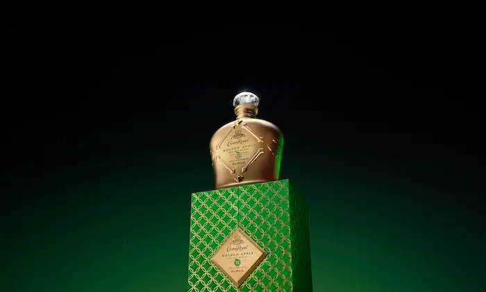 Whisky Review: Crown Royal Golden Apple Flavored Whisky Aged 23 Years - Canadian Review