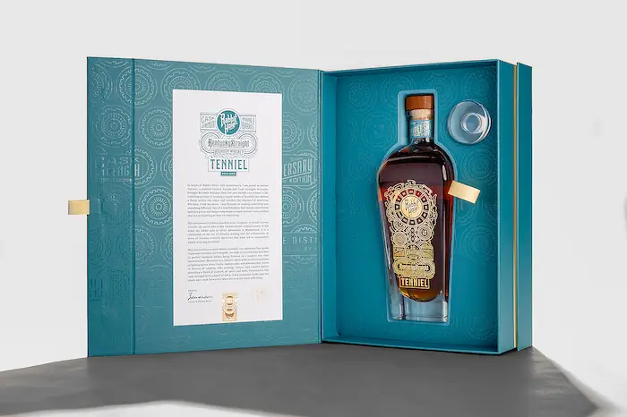 Bourbon Review: Rabbit Hole Tenniel Double Barrel Cask Strength Kentucky Straight Bourbon - Bourbon Review