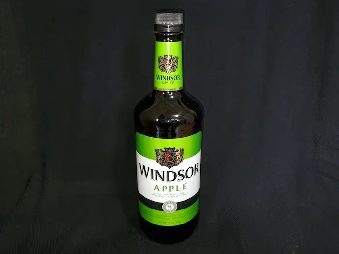 Whisky Review: Windsor Apple Flavored Canadian Whisky - Canadian Review