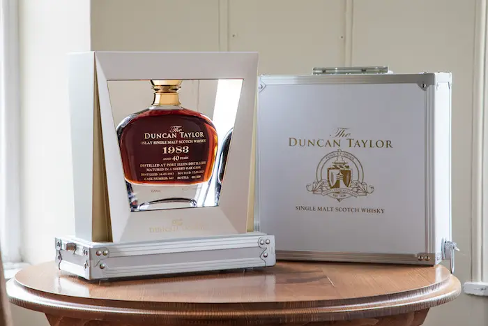 Duncan Taylor 1983 Port Ellen 40 Year vs Whiskey Reviews: Resurgent Sarsaparilla, Coffee Botanical...: Is the Higher Rating Justified?