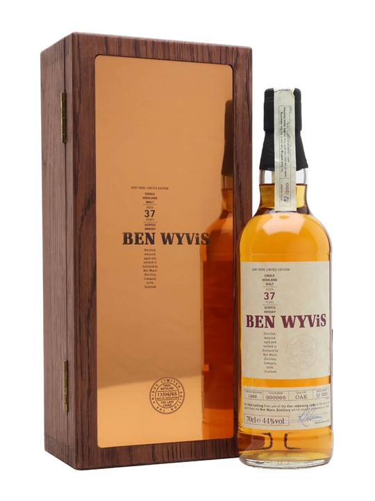 Ben Wyvis 1965 / 37 Year Old Highland Single Malt Scotch Whisky - Single Malt Review