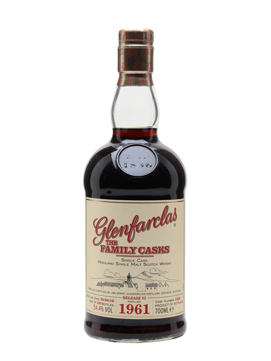 Glenfarclas 1961 / Family Casks VI / Sherry Hogshead #1326 Speyside Whisky - Speyside Review