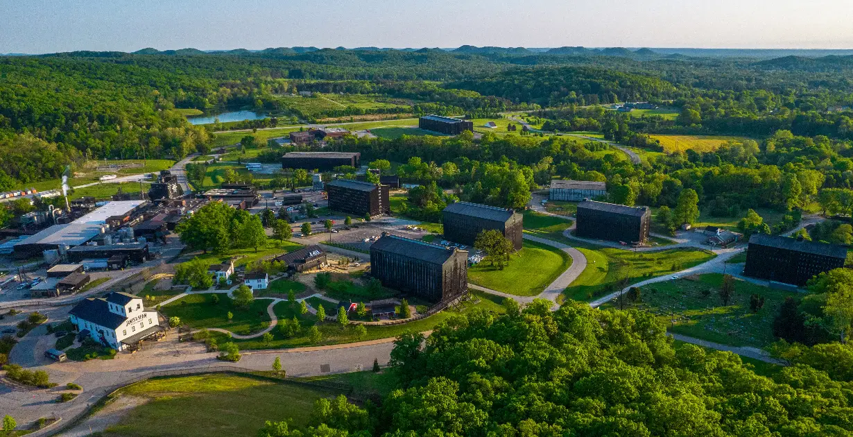 Kentucky Bourbon Industry Hits $10.6B Economic Impact - Bourbon Review